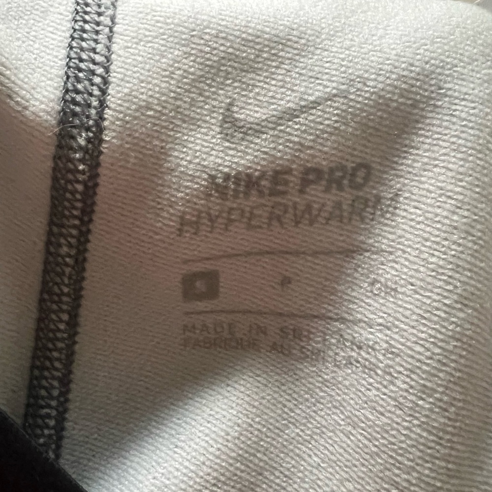 Nike Pro Women’s Hyperwarm Urban Camo Pants - Picture 3 of 3